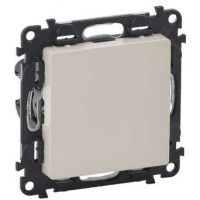 Legrand 755181 Valena LIFE.Заглушка с суппортом.С лицевой панелью.Слоновая кость
