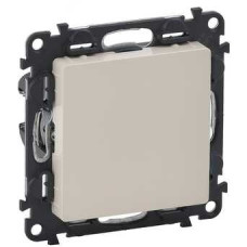 Legrand 755181 Valena LIFE.Заглушка с суппортом.С лицевой панелью.Слоновая кость