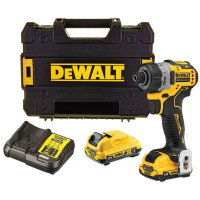 Аккумуляторный шуруповерт DeWALT DCF601D2